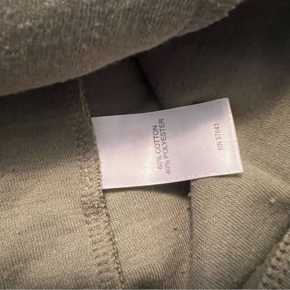 - J. Jill cotton blend pullover sweatshirt kangaroo pockets. - Picture 9 of 14